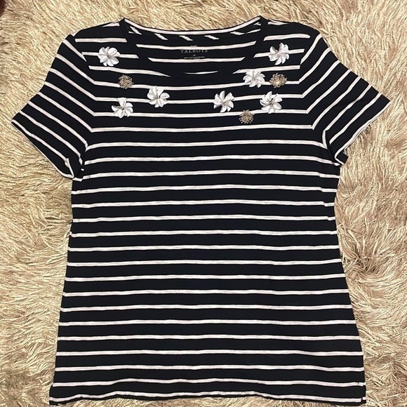 TALBOTS Black & White Striped Short Sleeve Flower Shirt‎ Medium - Picture 1 of 8
